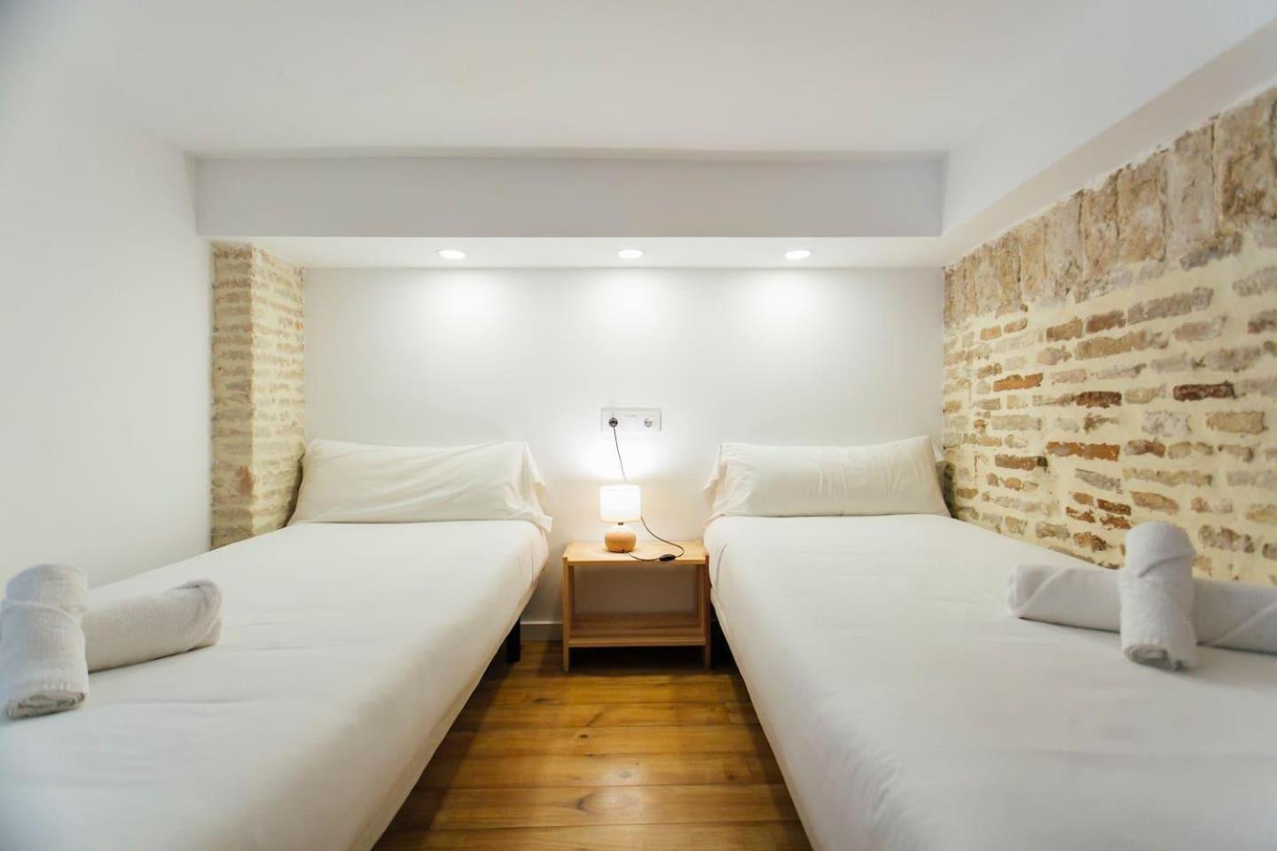 Amplio Apartamento De Diseno Precioso De Estilo Sevillano En Pleno Centro ภายนอก รูปภาพ